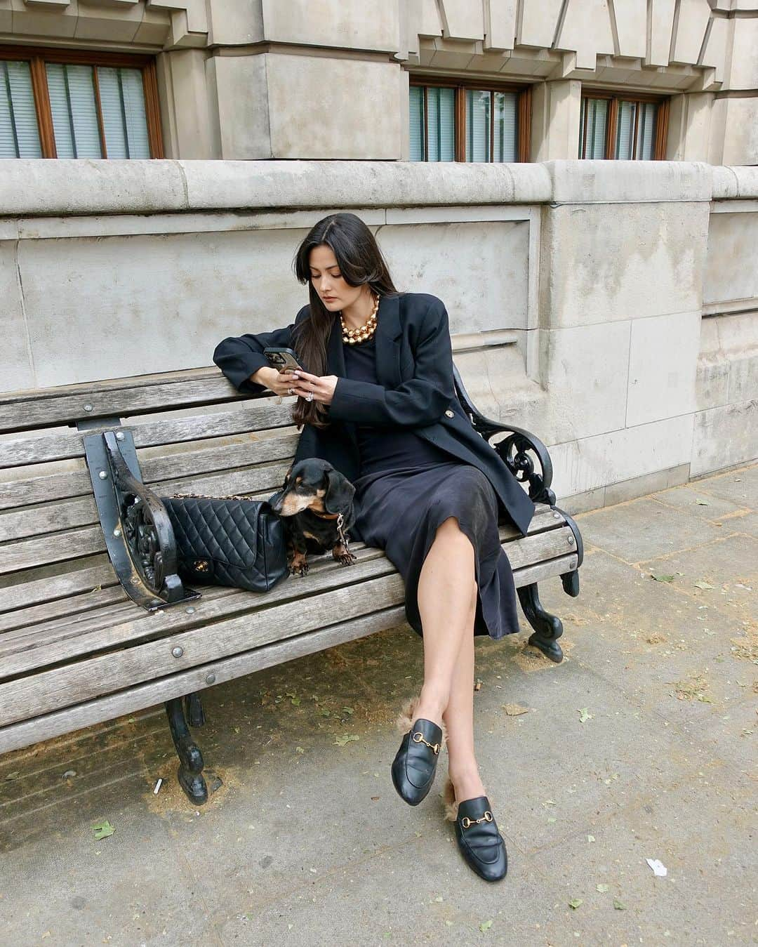 ペオニー・リムのインスタグラム：「Dusting off the darks.  Everyone in Paris seemed to have a variation on the oversized black blazer, it almost put me off them, and they I remembered how useful they are. Mine is from @aninebingofficial .」