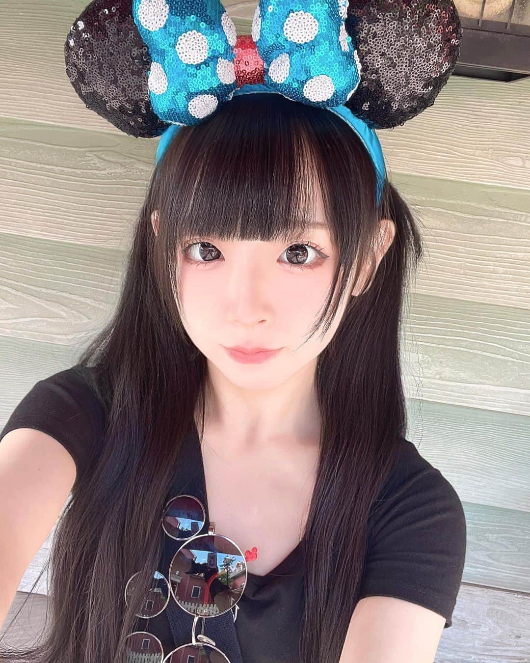 のインスタグラム：「՞- -՞🎀✨ . . . . . ♡ ••┈┈┈┈┈┈┈┈•• ♡ . . ディズニーシーたのしかったなーー久しぶりにシンドバッドに乗れてうれしい(≧ω≦) . . ♡ ••┈┈┈┈┈┈┈┈•• ♡  #japanesegirl #girl #japaneseidol #idol #instagood #instalike #kawaii #cute #雰囲気好きな人いいね #黒髪#黒髪女子 #ヘアアレンジ #偶像 #アイドルヘアアレンジ #でんぱ組 #dempagumi #ディズニーコーデ #ディズニーシー #Disney #disneygram」