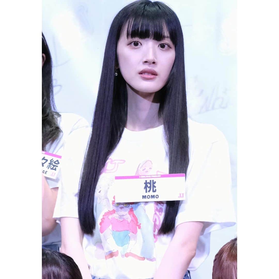 桃さんのインスタグラム写真 - (桃Instagram)「ファンの方々に撮って頂いたお写真達🥰🍑良い写真すぎるお気に入り💐素敵に撮ってくれてありがとう☺️🎀  #JJモデルオーディション2023 #ファンミーティング　#国民的彼女」10月5日 20時07分 - momo.1121_