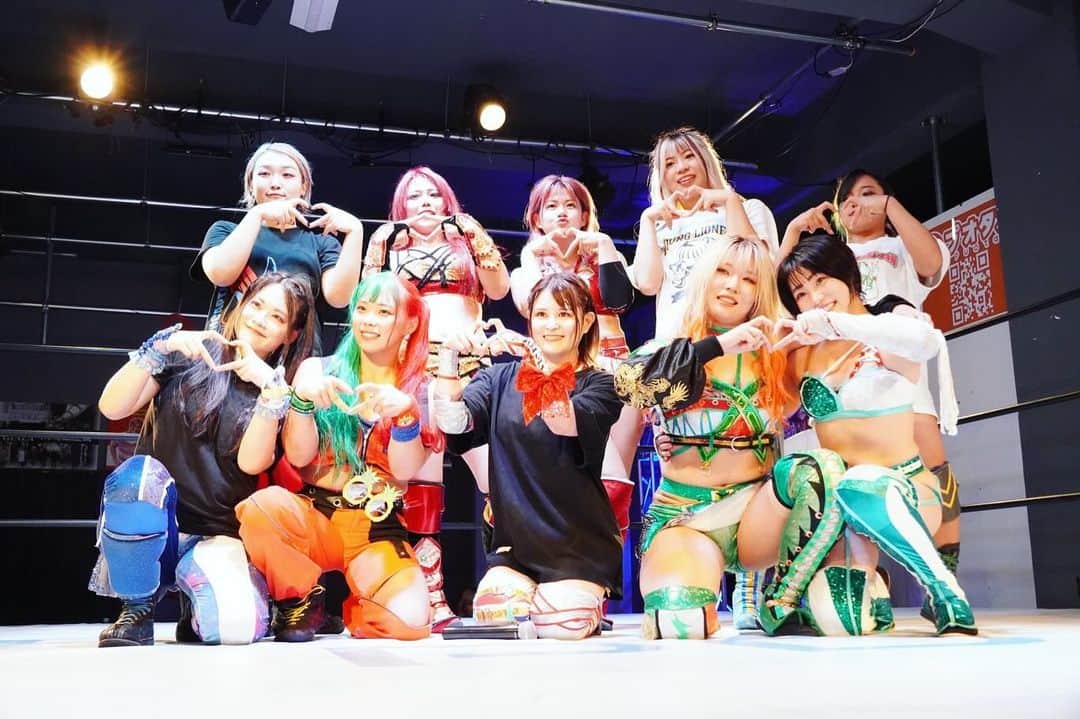 本間多恵のインスタグラム：「*･゜ﾟ･*:.｡..｡.:*･*:.｡. .｡.:*･゜ﾟ･* Special thank you!!  I want to enjoy this ring more and more...❤️‍🔥   #STARDOM #MOONDOM #luchadora #wrestler #japan #inbound #love #again」
