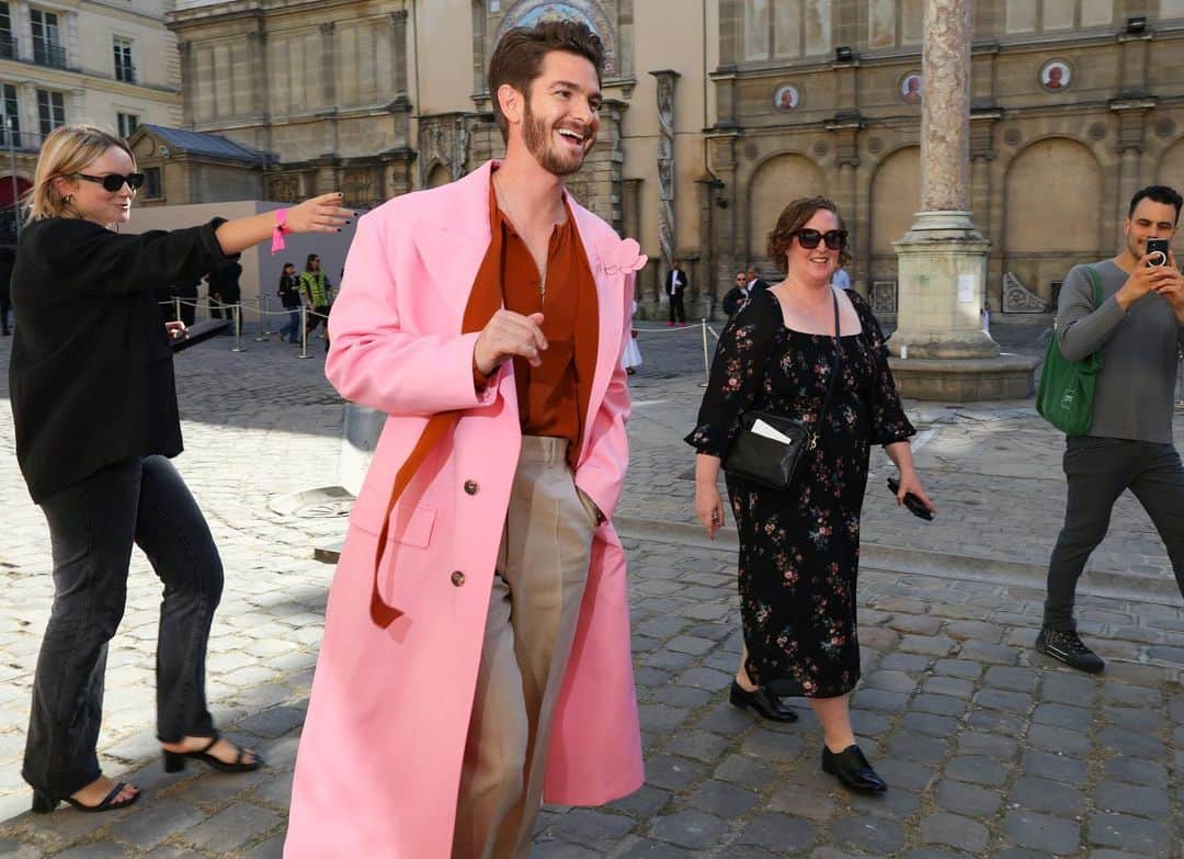Nordstromさんのインスタグラム写真 - (NordstromInstagram)「Reimagined tailoring was trending on the streets of Paris Fashion Week, and these celebs’ outfits were some of our favorites. Swipe for fall wardrobe inspiration. 📸: @mrstreetpeeper」10月5日 12時05分 - nordstrom