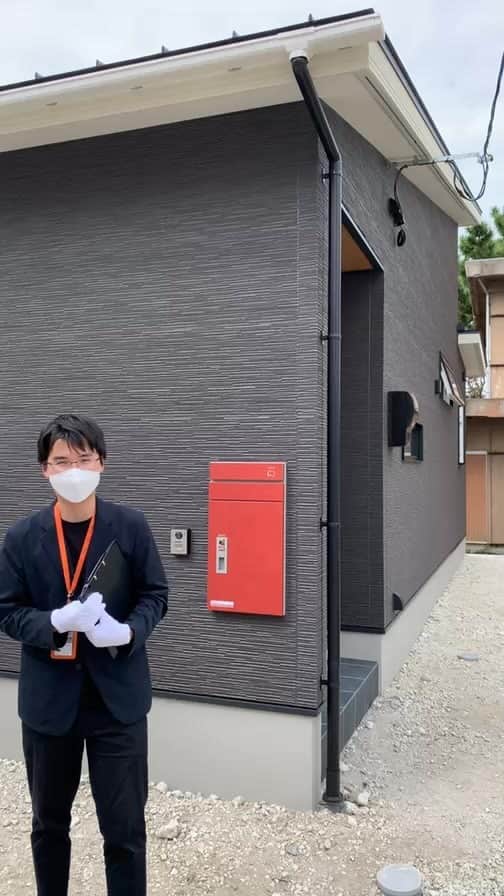 homelife 夢を叶える暮らし方のインスタグラム：「加古川市の完成平屋物件をご紹介！ 「猫ちゃんと暮らすおしゃれなお家」 細かい部分までこだわり抜いたデザインを是非ご覧ください！」