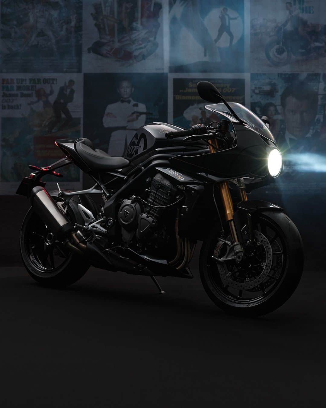 Triumph Motorcycles Japanのインスタグラム：「今日は「ジェームズ・ボンドの日」です。⁣ ⁣ 昨年発表された「Speed Triple 1200 RR Bond Edition」を覚えていますか？⁣ ⁣ トライアンフはこれまで多くの特別仕様車を発表してきました。⁣ 好きなモデルをぜひコメントで教えてください。⁣ ⁣ #ForTheRide #TriumphMotorcycles #007 #SpecialEdition」