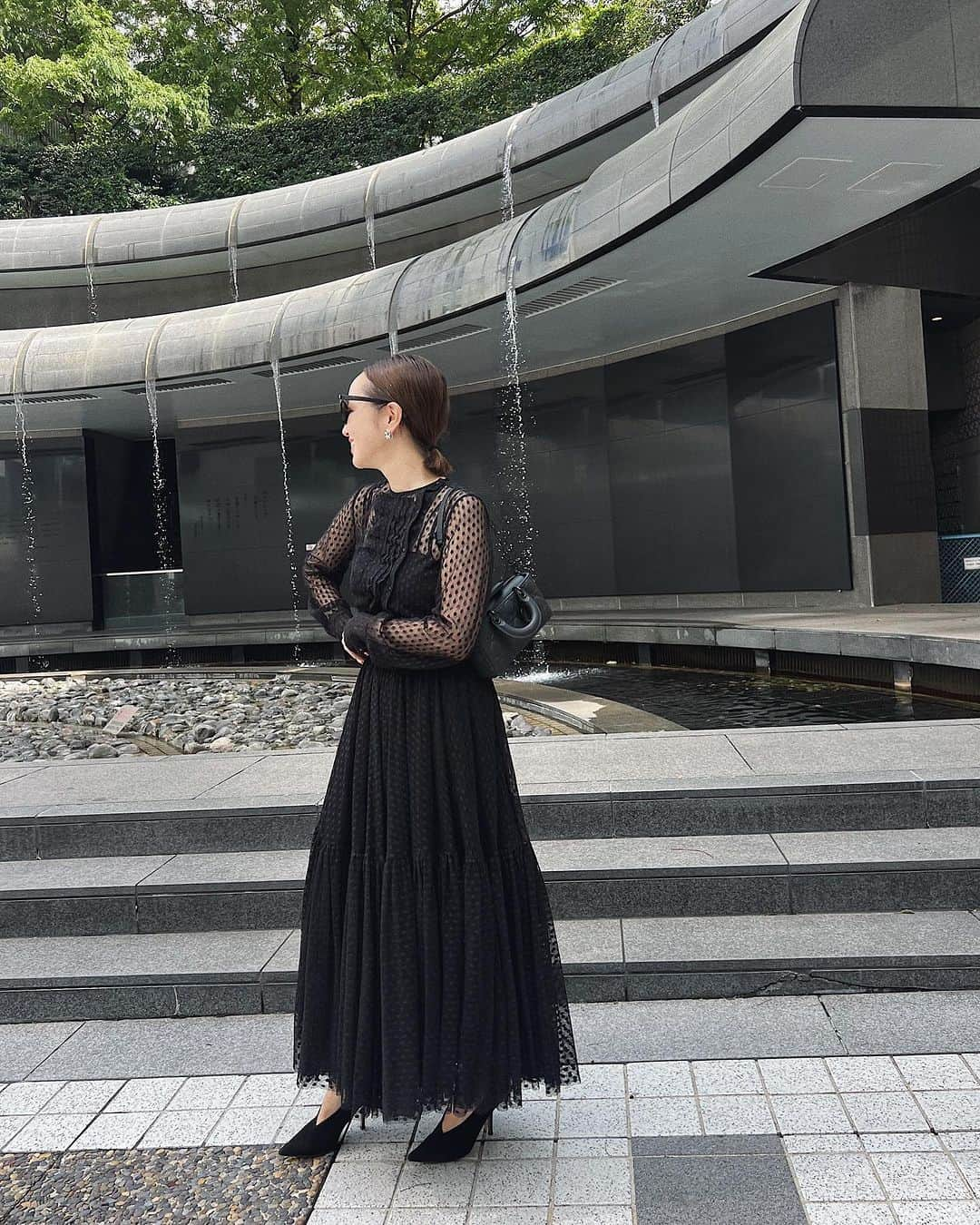 翁安芸さんのインスタグラム写真 - (翁安芸Instagram)「先日の娘のピアノの発表会の日🎹  25ansオンラインに連載アップしています♡  #akiwengslifewithstyle #akiweng #25ans #連載 #翁安芸 #tokyo #dior #celine #ディオール #ladydjoy」10月5日 14時58分 - akinyc