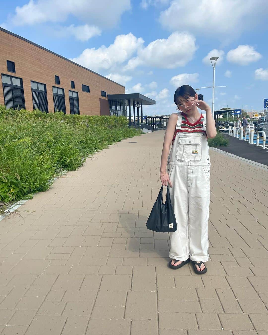 桜井えまさんのインスタグラム写真 - (桜井えまInstagram)「︎︎︎︎︎︎☺︎  🍒🥤 💭  激アツだった日✰   #えまのすきふく   #fashion  #style  #夏  #夏コーデ  #エビ中  #07  #ootd」10月5日 20時29分 - emma_sakurai_official