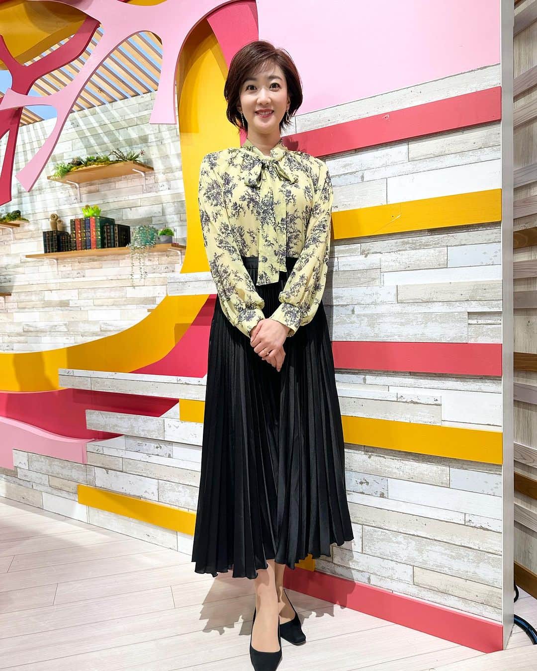 のインスタグラム：「円安が加速しています。ワインなどを輸入している酒店や小麦粉を使うケーキ店に取材しています。ご覧ください。」