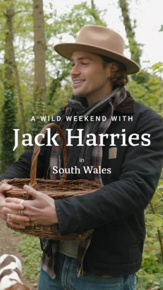 Jackson Harriesのインスタグラム：「Monmouthshire. The gateway to Wales. Somewhere to pass through on your onward journey. Or is it…  For our final Wild Weekend we sent @jackharries to uncover all the region had to offer. From foraging for stinking bob on the banks of the River Severn to realising just how much innuendo is involved in pottery.  Follow the link in our bio for more inspiration to start planning your own Wild Weekend in South Wales.」