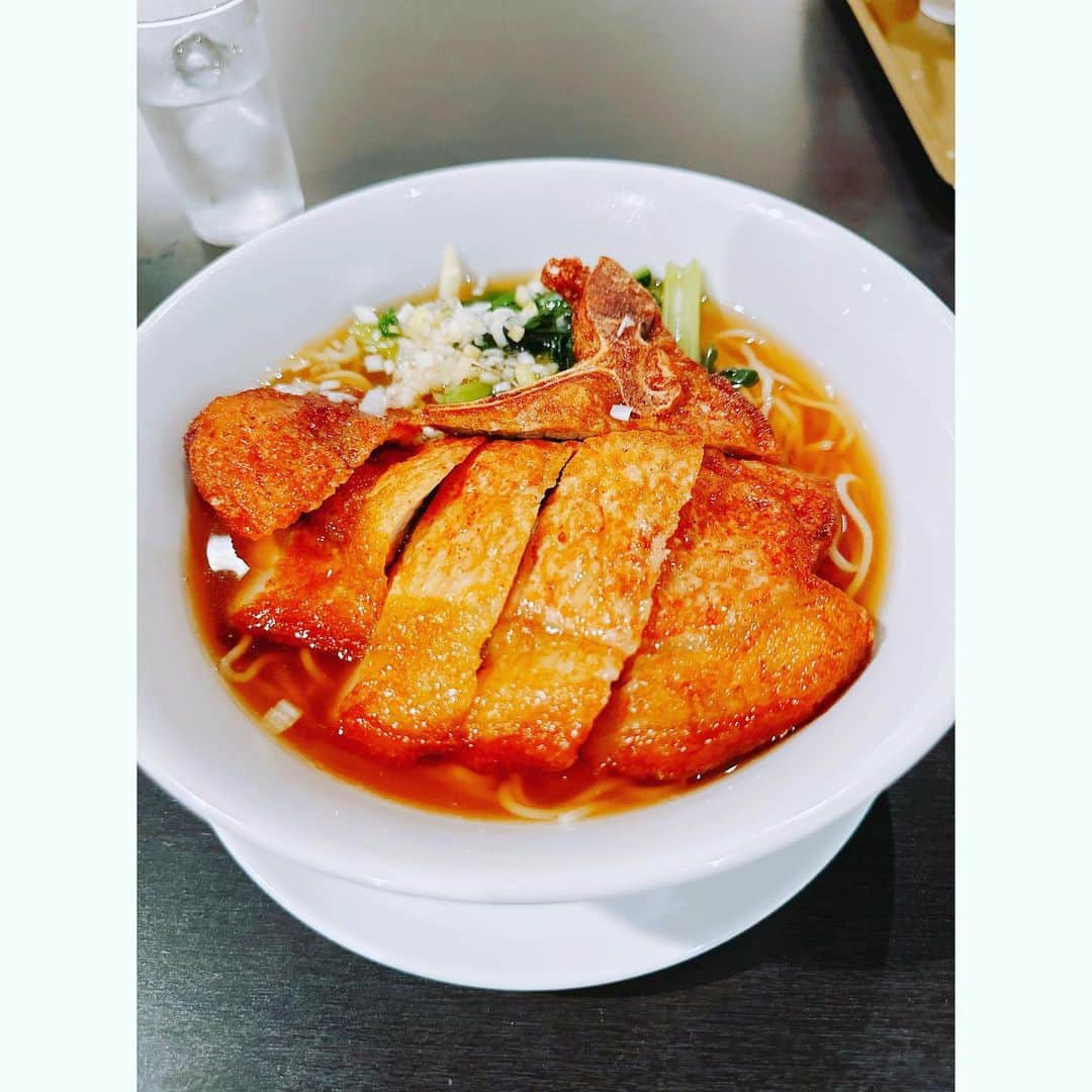 有吉弘行のインスタグラム：「パコ。」