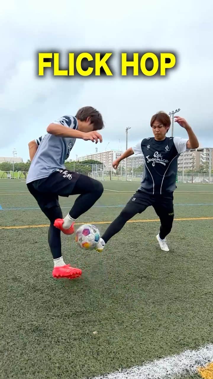 タクヤのインスタグラム：「LEARN THIS AMAZING SKILL😱🔥 ⁡ ごちゃごちゃしてるときに使えそうな足技！笑 ⁡ @regate_takuya」