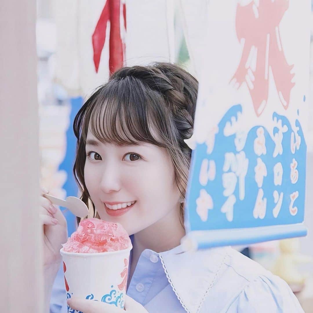 鈴木聖奈のインスタグラム：「＊ 今日は朝ドラ瞳のダンスの先生と、お世話になってるヘアメイクちゃん＆おばあちゃま、事務所の後輩ちゃん奈月ちゃんと康平くん、そして家族が来てくれました！ ありがとうございます✨️✨️ ＊ tops @retrogirl_official skirt @poppy_tokyo earring&ring @phoebe_official ＊ #西武園ゆうえんち  #レトロ #俳優 #役者 #芸能 #タレント #ラジオ #ラジオパーソナリティー  #ロードバイク  #ロードバイク女子  #ロードバイク初心者  #サバゲー  #サバゲー女子 #ダイエット #アニメ #美容 #ビール女子  #ビール #ロングヘア  #ヘアアレンジ  #ヘアスタイル  #撮影  #空手 #空手女子 #bianchibikes  #bianchi  #bike  #anime #cyclist ⠀ #Japanesegirl」
