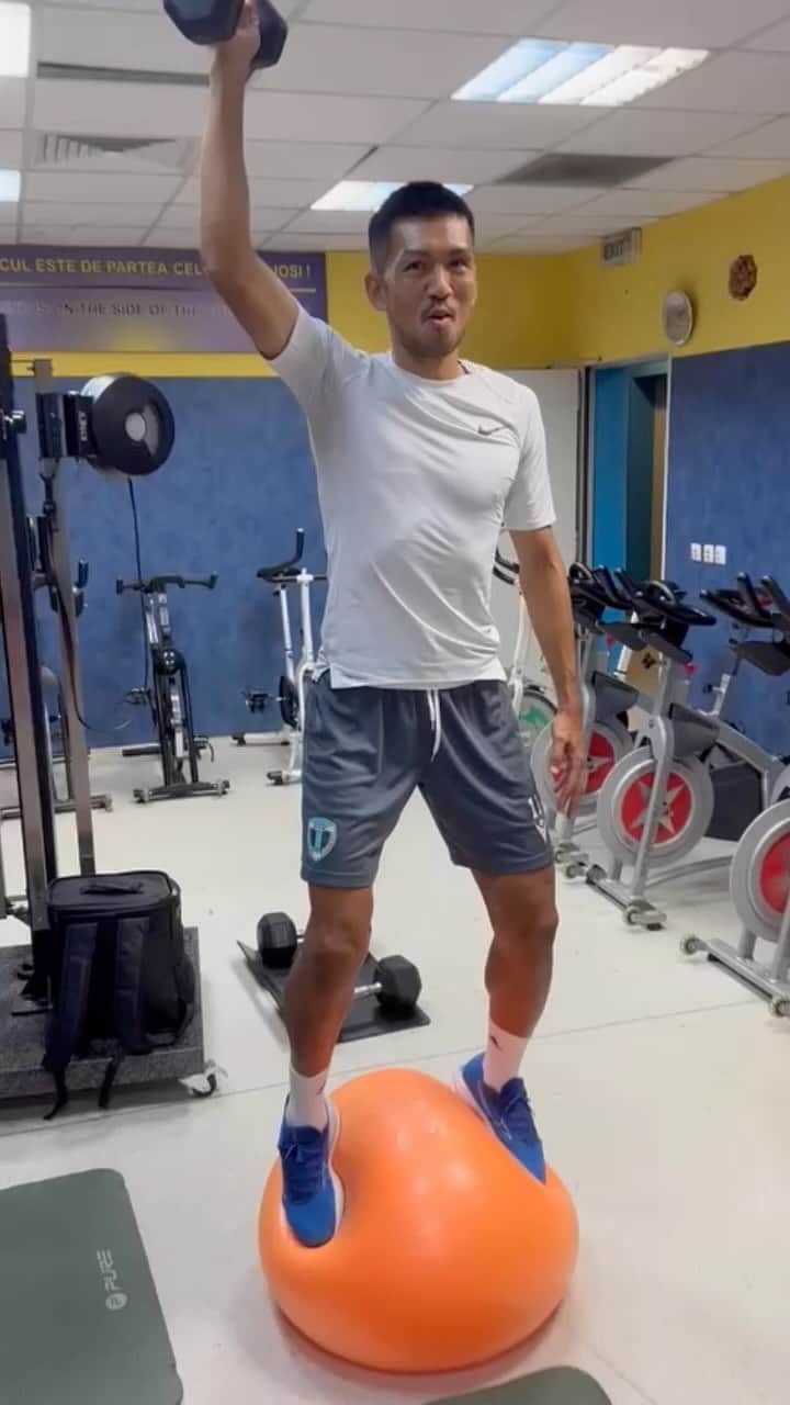 瀬戸貴幸のインスタグラム：「💪🏻」
