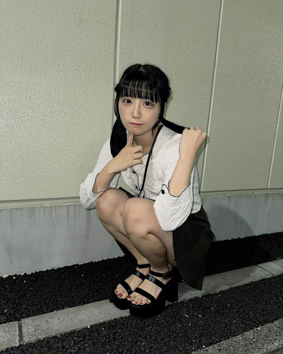 藤田みゆのインスタグラム：「. 夜行性です🐈」