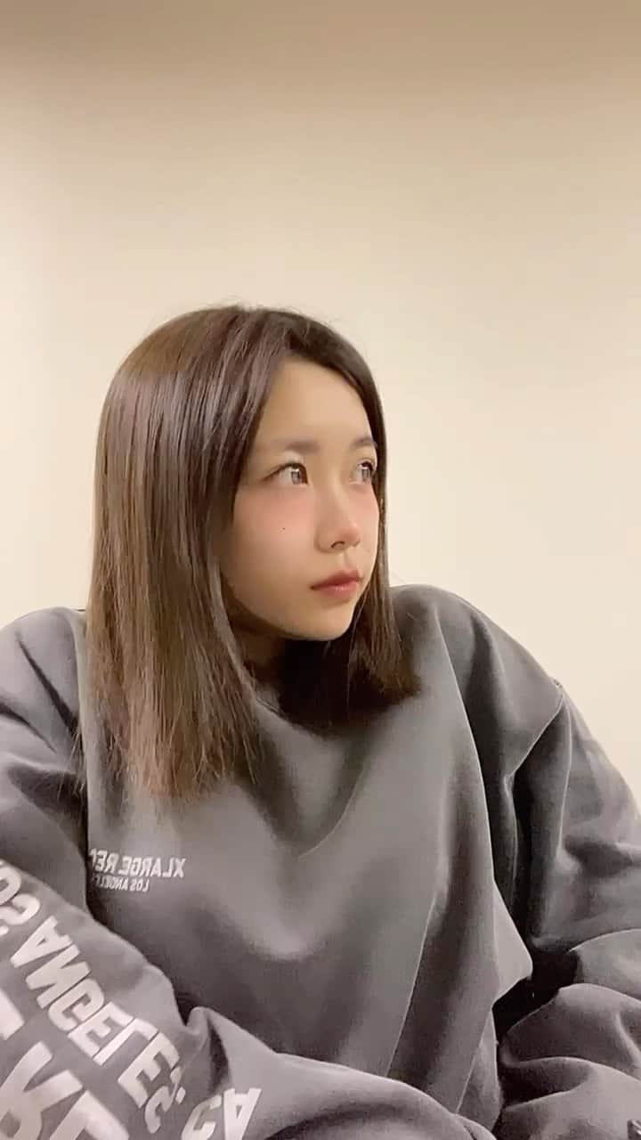水嶋ひかるのインスタグラム：「最近はカラコンとリップ🪙🗄️📓👽⚙️」