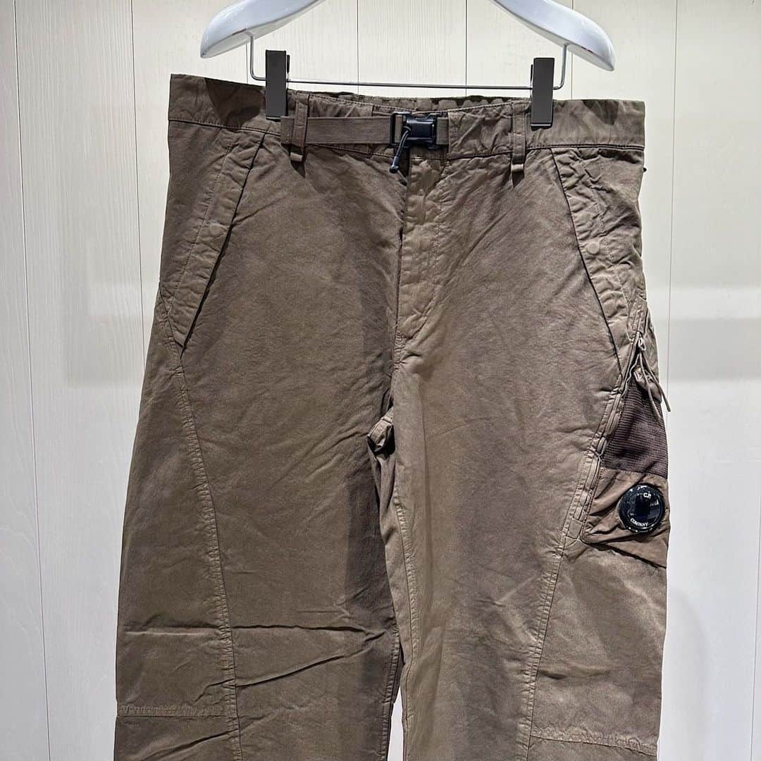 H BEAUTY&YOUTHさんのインスタグラム写真 - (H BEAUTY&YOUTHInstagram)「＜C.P. COMPANY＞ UTILITY PT ¥72,600 SATEEN PT ¥48,400 CARGO PT ¥52,800 ECO CHROME DOWN ¥140,800  #H_beautyandyouth #エイチビューティアンドユース @h_beautyandyouth #beautyandyouth #ビューティアンドユース #Unitedarrows #ユナイテッドアローズ #cpcompany @cp_company_official」10月5日 18時08分 - h_beautyandyouth