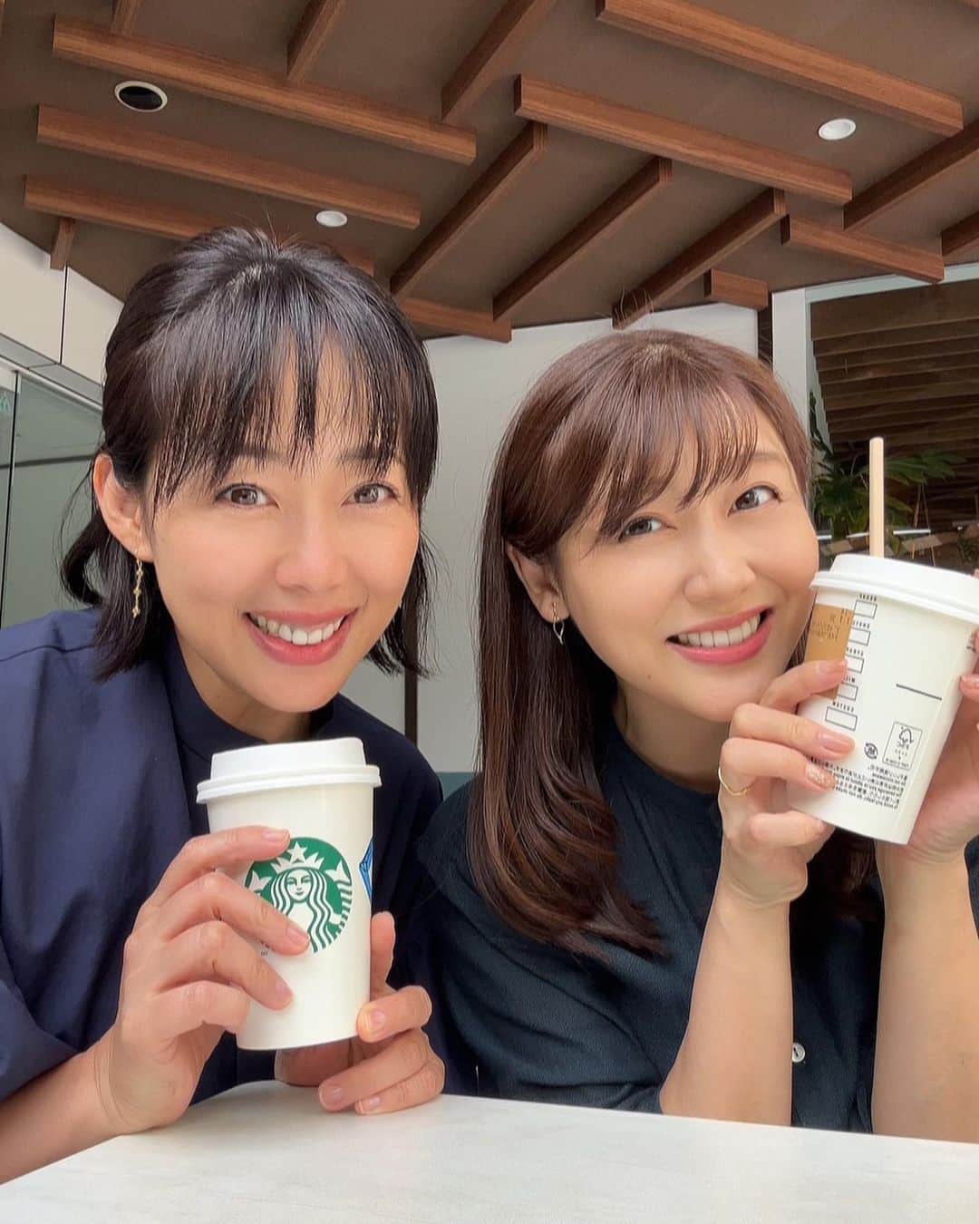 井上和香さんのインスタグラム写真 - (井上和香Instagram)「. プライベートで久しぶりに会えた❤️ めぇちゃん😍 @yasu_megumi_official  ランチ食べてお茶して、買い物して、短い時間に詰め込みすぎなくらい詰め込んで、マシンガントークして楽しい時間でした🤣💕 またすぐ会おうね✨  #安めぐみ #やっと会えた #何でも話せる友」10月5日 18時23分 - inoue_waka