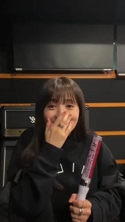 逢田梨香子のインスタグラム：「逢田梨香子LIVE TOUR2023 「Act 2」開催目前インスタライブ！ 22日までアーカイブ残します🧜🏻‍♀️」