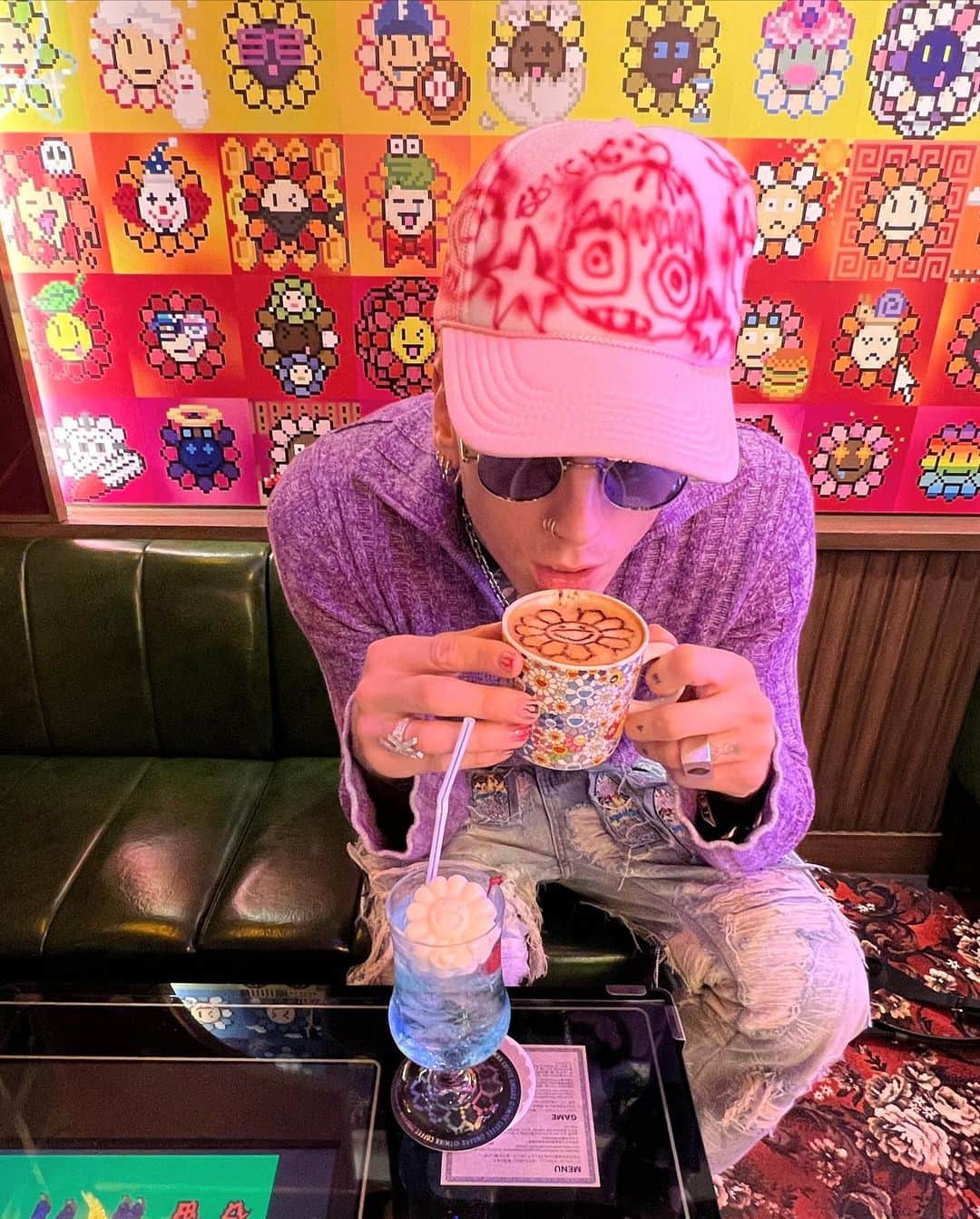 Young Gunnerのインスタグラム：「tokyo ghoul 👻」