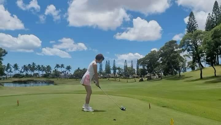 ファン・ボラのインスタグラム：「하와이골프 🏑⛳️」