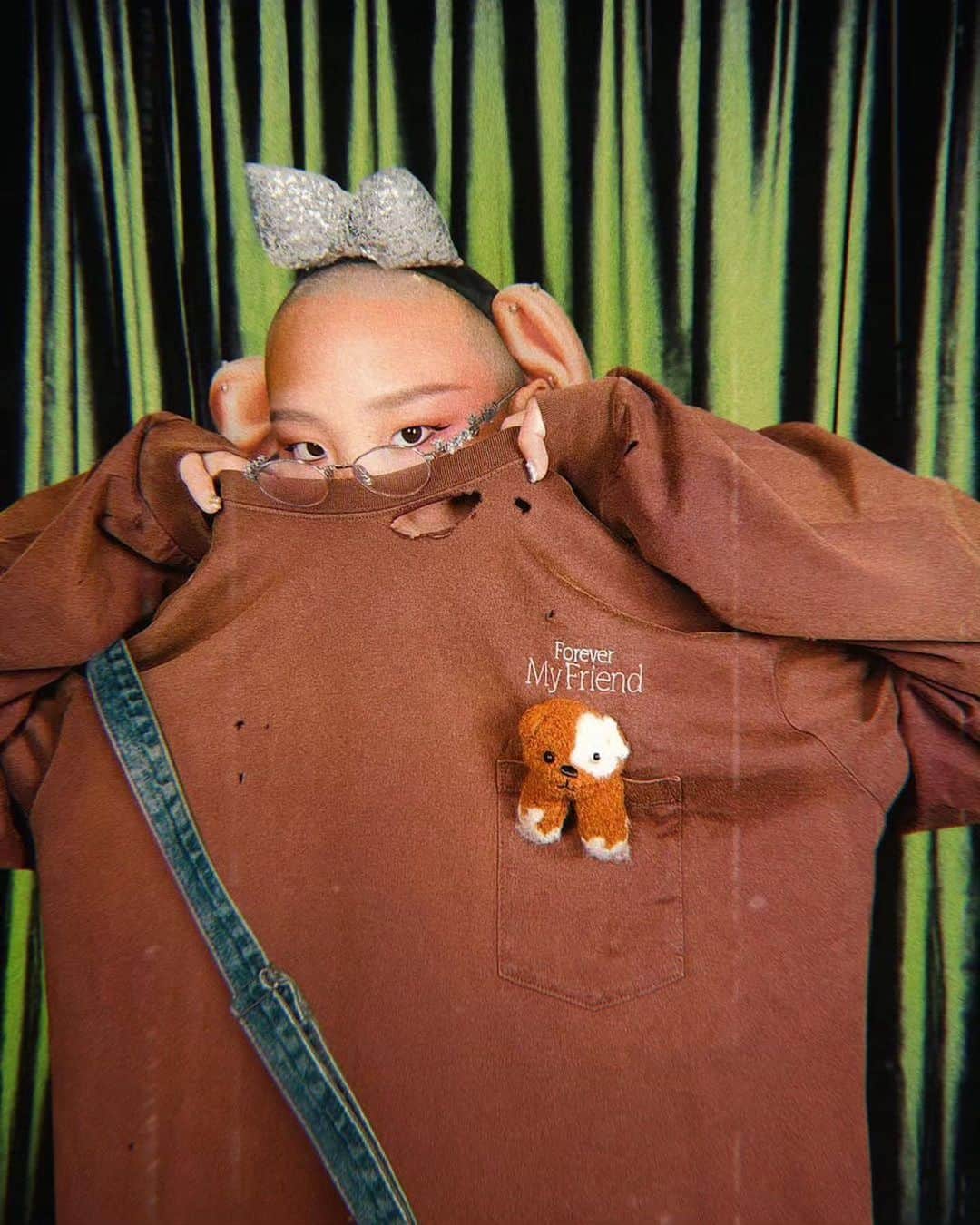 ダブレットのインスタグラム：「#Repost @club21  Be the first to immerse in doublet’s hi-energy debut runway presentation show - 2023 Singapore Tour – at Club21 at COMO Orchard tomorrow, Oct 6. Plus a special appearance by the man behind the brand, Masayuki Ino.」