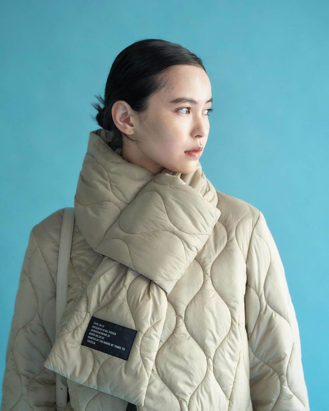 ZUCCa official Instagramのインスタグラム：「… AUTUMN-WINTER 2023  モデル・比留川游が洗練されたムードで纏う、ズッカの"ゼロダウン"。A-net ONLINE STOREでは、アウタールックvol.2を公開中。ぜひチェックしてみて。 _ ZERO DOWN Jacket CZ34FD902 _ @zucca_staff #newarrivals #autumn #winter #2023 #aw23#collection #fashion #tokyo#japan#ootd #zucca #zuccatokyo #ズッカ#ズッカトウキョウ #anetonlinestore」