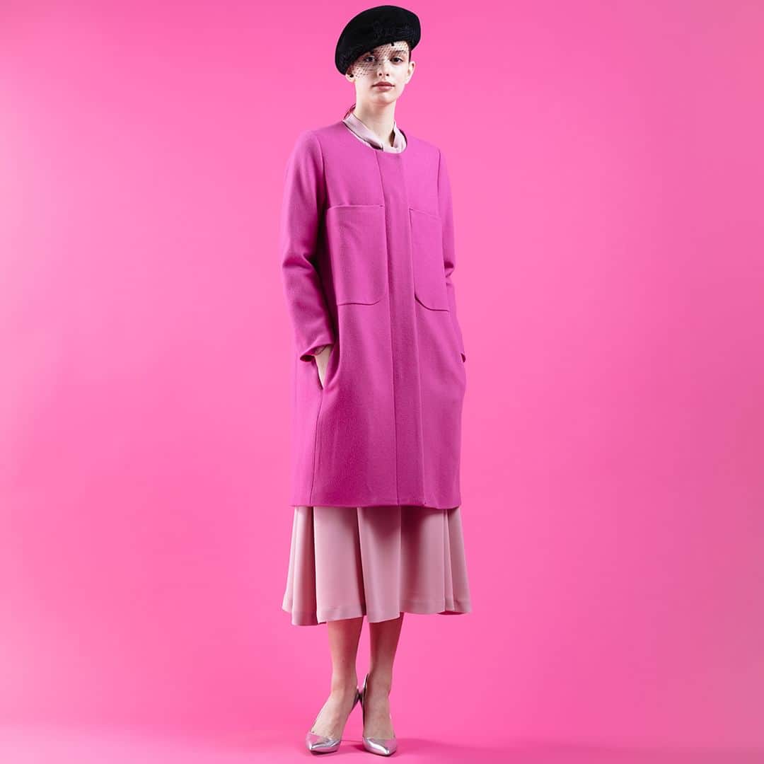 Double Standard Clothingのインスタグラム：「. NEW ARRIVAL CORCOVADO 2023 WINTER COLLECTION  [OUTER] CORCOVADO / PURE LAMBSコート price. 121,000円(税込) color. ピンク size. 36 / 38  ------------------------------------------ #doublestandardclothing #tokyo #corcovardo #DSC #sov #nightstore #fashion #ootd #2023winter」