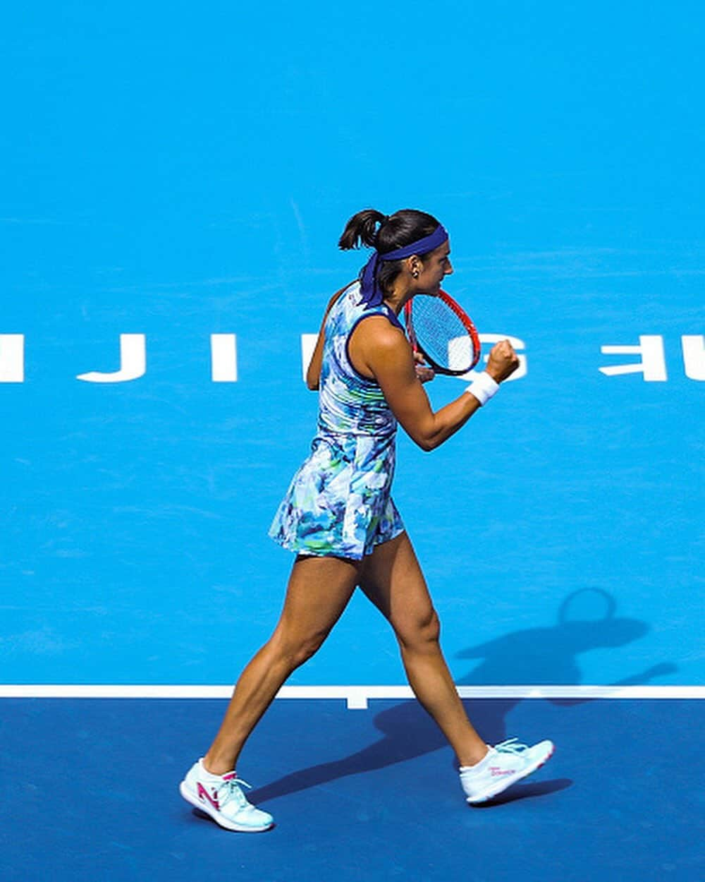 キャロライン・ガルシアさんのインスタグラム写真 - (キャロライン・ガルシアInstagram)「This is a good feeling 😌  One step at the time   #FlyWithCaro #chinaopen @chinaopen」10月5日 21時10分 - carogarcia