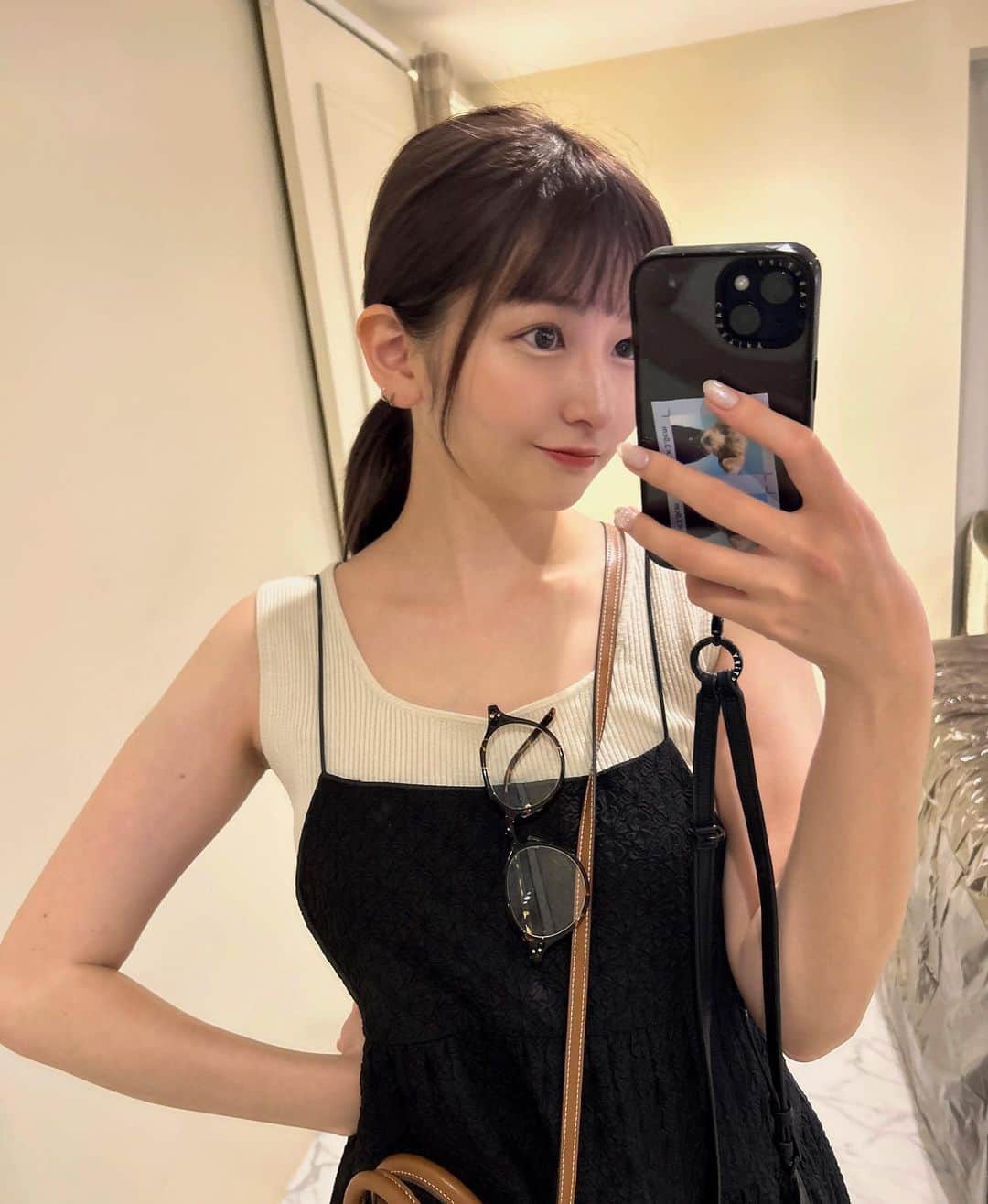 のインスタグラム：「美容DAY🌟 2年前ぐらいに通ってたエステに久しぶりに行って痩身施術してもらったよん！！ 体が軽くなってむくみが軽減されてとても良かった💭  今月は久しぶりにみんなに会えるからベストコンディションで会えるよう準備してます♡♥ ⁡ 詳細もうちょっと待っててね〜！！！」