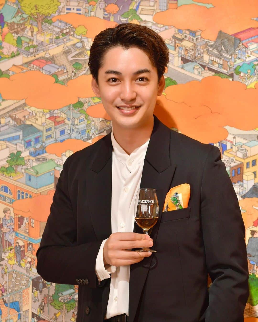 大野拓朗のインスタグラム：「#PR #グレンモーレンジィ #Glenmorangie #ATaleofTokyo #DrinkResponsibly」