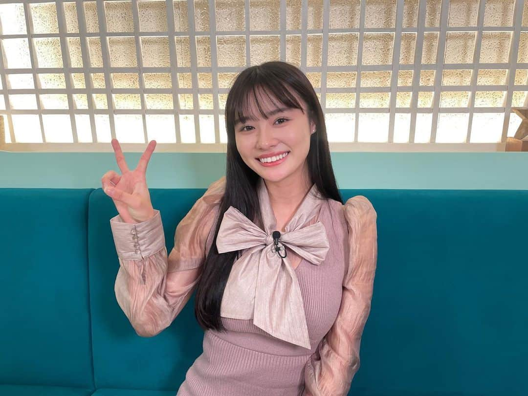 豊島心桜さんのインスタグラム写真 - (豊島心桜Instagram)「･ 明日『めざましテレビ』イマドキ担当です！  秋のりんごスイーツを紹介します🍎  是非見てください🍎🍎  朝6時50分頃〜  衣装【 @resexxy_official 】   #めざましテレビ  #イマドキ  #resexxy」10月5日 21時56分 - cocorotoyoshima_official