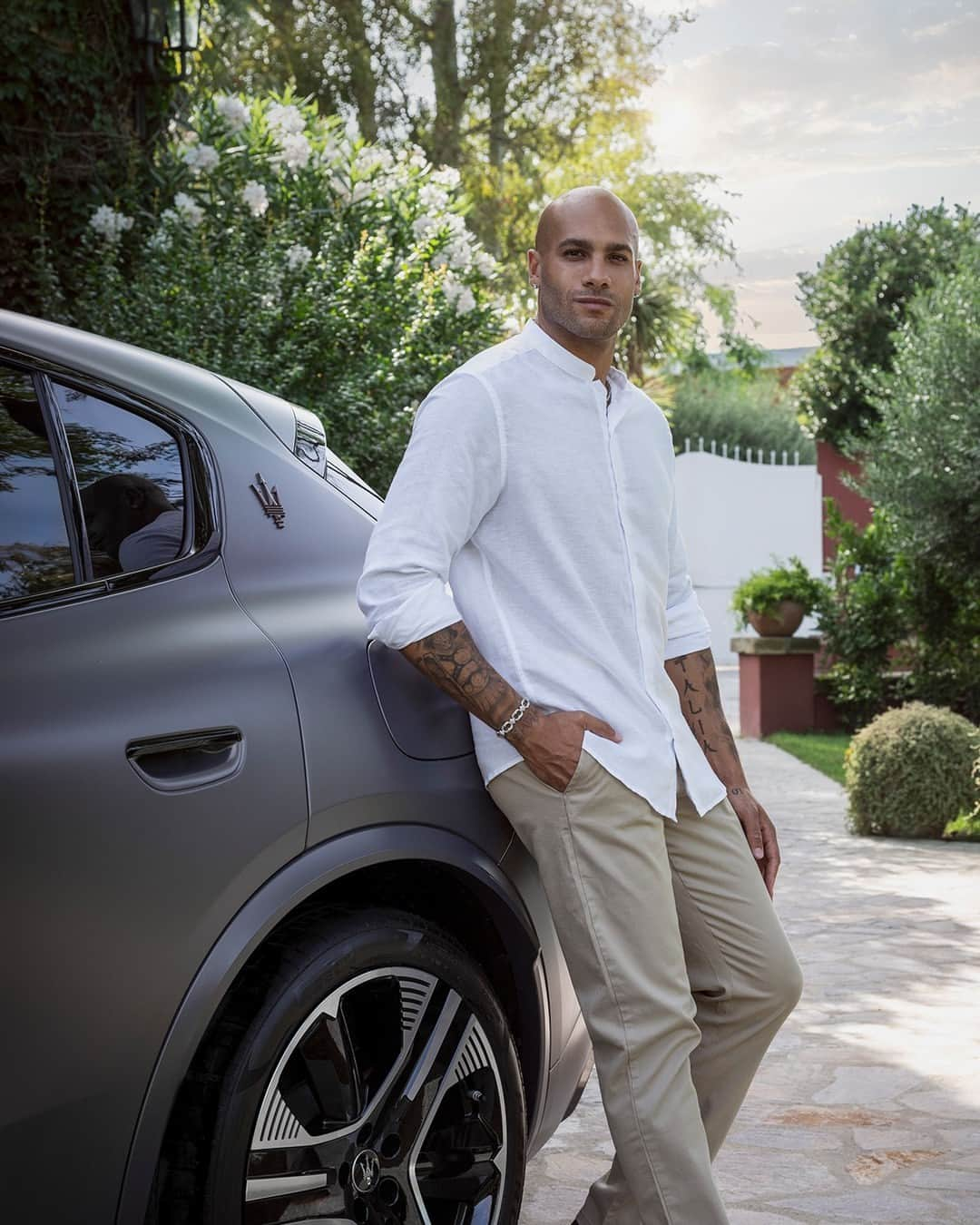 マセラティさんのインスタグラム写真 - (マセラティInstagram)「Speed that comes smoothly.⁣ Live the all-electric #EverydayExceptional in your city, just like Olympic gold medalist @crazylongjumper Marcell Jacobs.⁣ #Maserati #MaseratiGrecale」10月5日 22時00分 - maserati