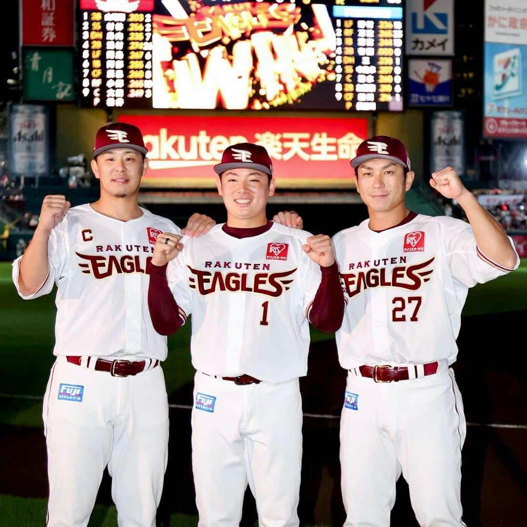 東北楽天ゴールデンイーグルスさんのインスタグラム写真 - (東北楽天ゴールデンイーグルスInstagram)「⚾️  ⚾️E 5-3 F⚾️  2点ビハインドの5回に一挙4得点を奪い逆転勝利‼️‼️‼️ 最後を締めた松井裕樹選手が自己最多となる39セーブ目㊗️🎉 浅村選手は26号ソロと同点タイムリーで2安打3打点🔥🔥 岡島選手も勝ち越しタイムリーなど2安打2打点1盗塁の活躍🤩 投げては内選手、酒居選手、宋選手、安樂選手、渡辺翔太選手が 4回から8回まで無失点リレーで松井裕樹選手まで繋いだ👏🏼👏🏼 勝ち投手は酒居選手で5勝目⭐️✨✨  #鷲が掴む #rakuteneagles  #岡島豪郎 #浅村栄斗 #松井裕樹 #酒居知史  #宋家豪 #安樂智大  #渡辺翔太」10月5日 22時27分 - rakuten_eagles