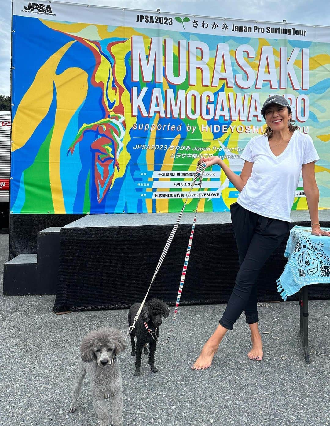 RIKACOさんのインスタグラム写真 - (RIKACOInstagram)「🌈 @jpsaofficial  鴨川マルキポイント！プロサーファーの熱き戦い🌊 皆さん素敵です⚡️明日は試合後ビーチクリーンをしますよーお近くの方は是非😊 #未来プロジェクト　#海を守る事 #これからの未来を考えよう　#🌏 @lovegiveslove はこの大会に売り上げの1部を寄付しています！ 私の思いとしてはプロの皆さんが海を守る事！ を少しでもそれぞれファンの方や身近な方々とアクションを起こしてくれたら良いな❣️と何か一緒に出来たら素敵だと思います👍また受け継がれて行く未来に向けて形に残る事をして行きたいと思います⚡️ #❤️」10月5日 22時22分 - rikaco_official