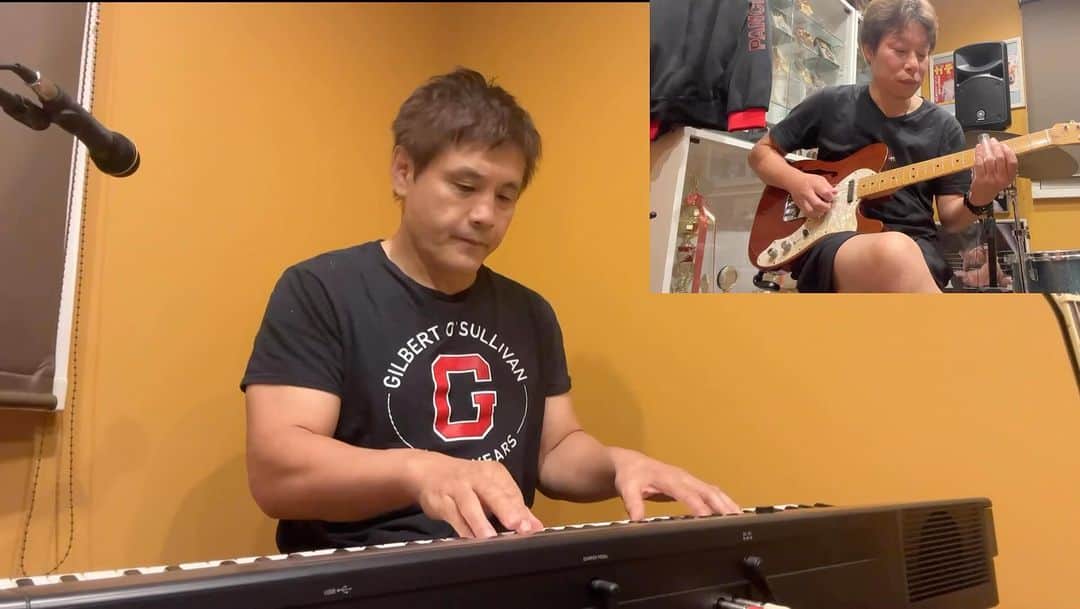 菊田早苗のインスタグラム：「Gilbert O'Sullivan I played and made video one of my favorite Gilbert’s song as he will visit Japan next week. (I did not sing the song cause I’m not good at singing ^^)  I’ve been listing this beautiful ballad “That’s where I belong” since I was teenager.   I was interested in piano sound when I was young and specially I was interested in piano cord sounds. I love bittersweet Gilberts’ cords in his songs. I cannot read music score nor cord score so that I needed to pick note by note over a long time to play this song. I asked my friend to compose other parts to make this video.   Gilbert has not taken any piano lesson and he learned piano himself. So his play style is quite unique and It is hard to guess how he is actually playing piano in his song. It is hard to find playing information of Gilbert’s songs except his representative songs “Alone again” and “Clair”. Little information about Gilbert’s play information is very impatient thing for me..  Since I’m amateur player, it took very long time to play any of Gilbert’s song but I finally could play his song.   I do not think it’s an exaggeration that to understand how Gilbert is playing my favorite songs is most interesting thing in my life.   I like piano singer-songwriter since I was primary school student. My first favorite was Queen, then I was influenced by Billy Joel, Beatles, Elton John and Gilbert O'Sullivan in order.  Spending time with their songs was great memory of my youth.  Especially, I respect Gilbert so good, I visited UK only to see him and his live show.   There are so many Gilbert’s great songs which is not enough to reaching to people. Paul McCartney says Gilbert is one of great melody maker. Gilberts great songs are always part of my life. I’m really grateful Gilbert will be in Japan and play!!  by Sanae Kikuta  来週来日するギルバートオサリバンにちなんで演奏。十代の頃から聴いていたThat's where I belong は美しいバラード。代表曲はアローンアゲイン、クレア。 自分は昔からピアノのコード音に特別な興味を持ち、ギルバートの切ないコードが大好きなのです。今回、コードも楽譜も読めない素人の自分が、時間をかけ何とかコード音を拾い、構成を友人に頼み完成。彼自身ピアノが独学なので実際どう弾いてるのか謎が多い。これは大袈裟ではなくその謎が、今自分の人生で最も知りたい事なのです。 小学生の頃、クイーンを初めて聴き、そしてビリージョエル、ビートルズ、エルトンジョン、ギルバートに影響を受けた十代。マッカートニーが認めた天才メロディーメーカー。彼の曲はいつも自分の人生の中の一つでした #Gilbert O'Sullivan #What's where I belong」