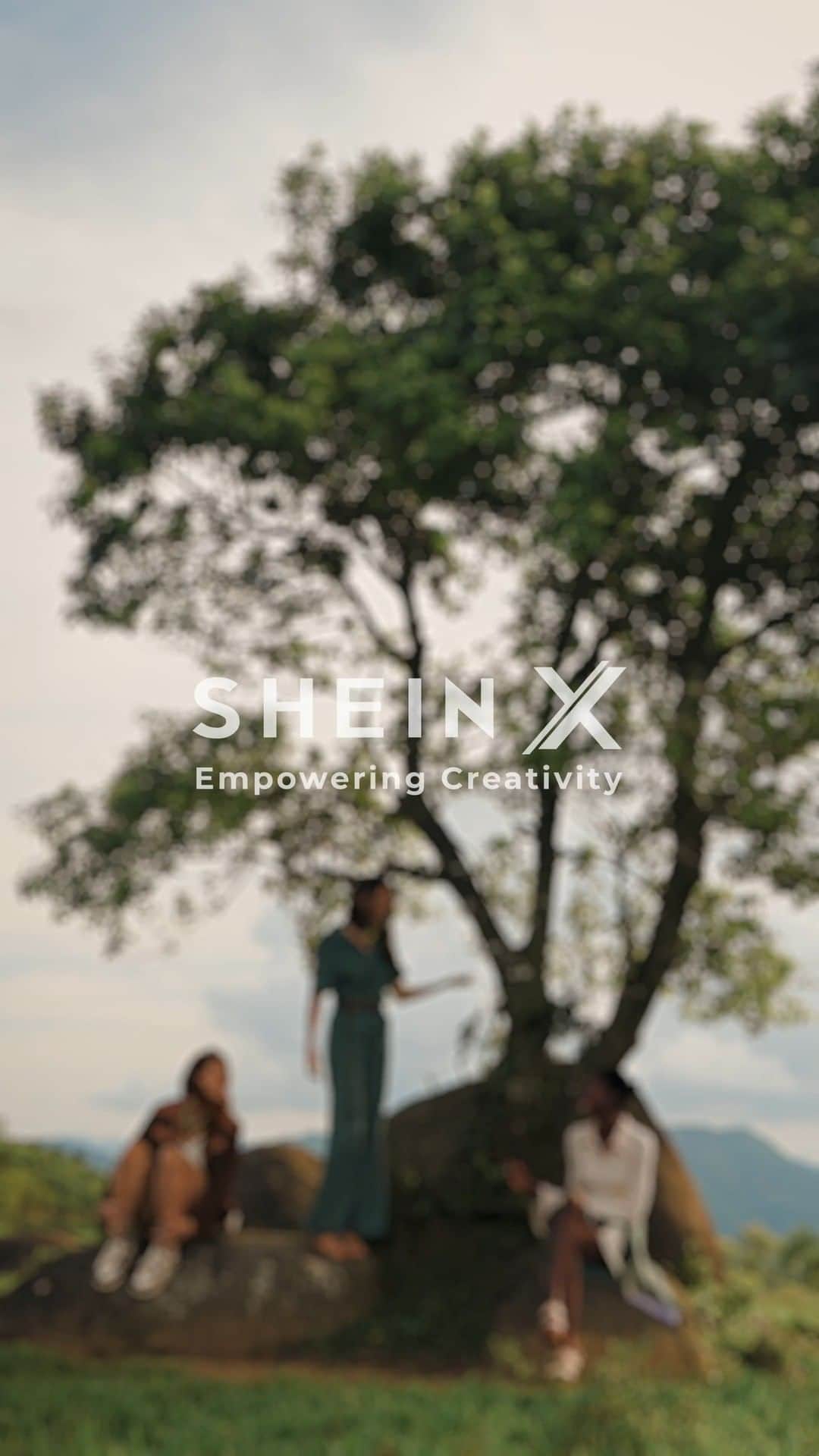 SHEINのインスタグラム：「Make a statement with our latest SHEIN X collections, purposefully designed with responsible materials & manufacturing in mind. Discover looks you’ll love from emerging designers who share our vision to evolve fashion for a better future. Join the #evoluSHEIN!   🔗:https://shein.shop/9a00ezn  #evolvingfashion #SHEINX #SHEIN」