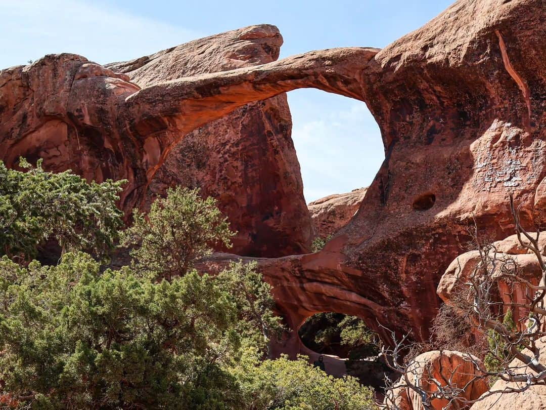 メッテ・グラスゴワールさんのインスタグラム写真 - (メッテ・グラスゴワールInstagram)「Fra Canyonlands til Arches Nationalpark. Vi har nu været igennem 'The big five' i Utah (Zion, Bryce, Capitol, Canyonlands og Arches). Og alle af dem var lige smukke på deres helt egen unikke måde 😍」10月5日 22時30分 - mette_graversgaard