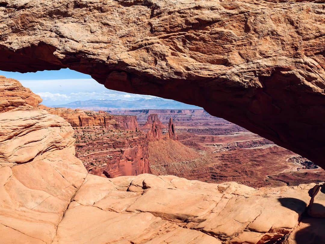メッテ・グラスゴワールさんのインスタグラム写真 - (メッテ・グラスゴワールInstagram)「Fra Canyonlands til Arches Nationalpark. Vi har nu været igennem 'The big five' i Utah (Zion, Bryce, Capitol, Canyonlands og Arches). Og alle af dem var lige smukke på deres helt egen unikke måde 😍」10月5日 22時30分 - mette_graversgaard