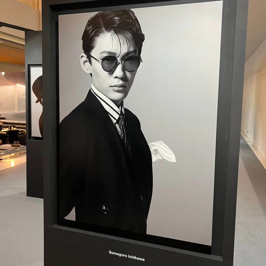 市川染五郎さんのインスタグラム写真 - (市川染五郎Instagram)「アイヴァン設立50周年記念写真集発売を記念し、写真展「50,50 FIFTY GENTLEMEN OF EYEVAN」が東京・青山スパイラルガーデン1Fにて開催中。(10/5〜11まで）  #市川染五郎 #SomegoroIchikawa #操上和美 #EYEVAN #アイヴァン #スパイラルガーデン」10月5日 22時40分 - somegoro_official
