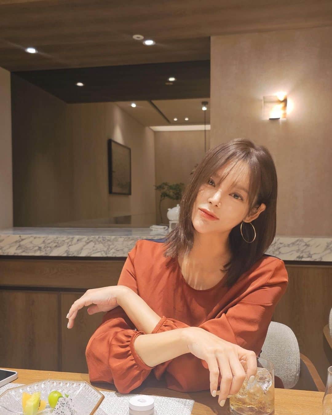 パク・シヨンのインスタグラム：「긴긴 연휴끝 사랑하는 사람들과❤️감사합니다. #mzuu 귀걸이」