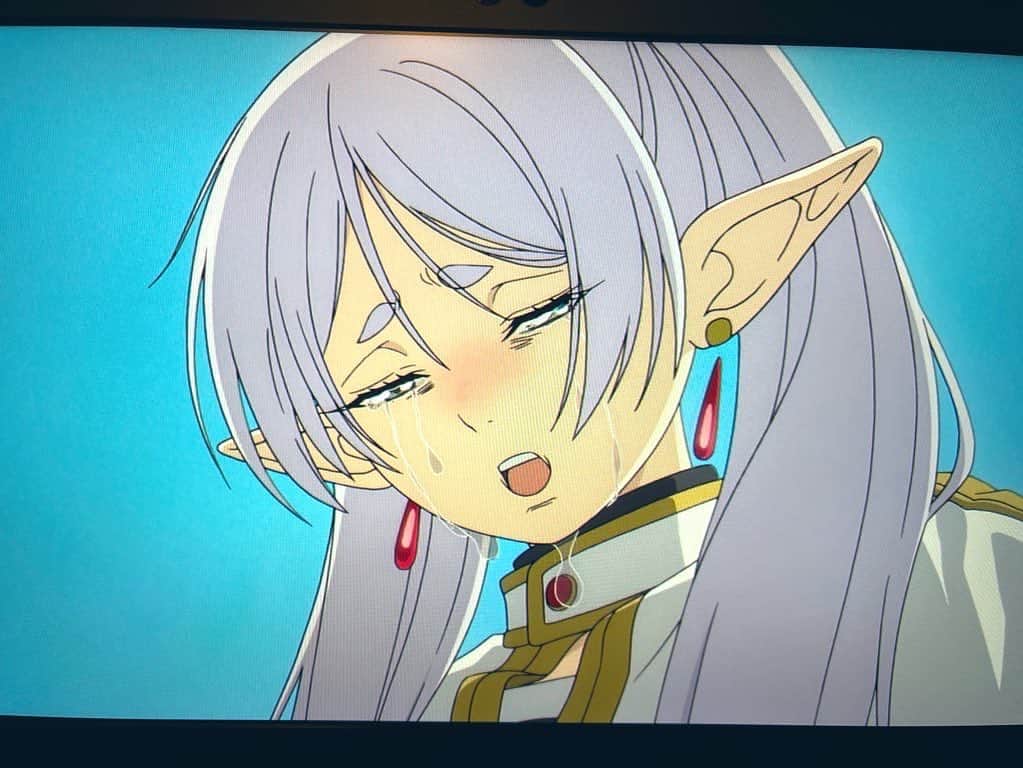のインスタグラム：「フリーレン始めました 原作読んでたけどアニメも 作画、構成、キャスティング良いなぁ #葬送のフリーレン」