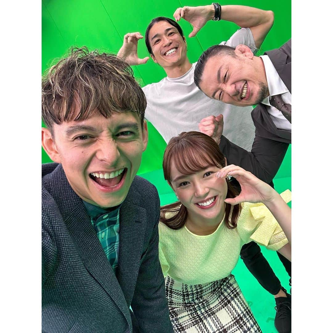 ハリー杉山さんのインスタグラム写真 - (ハリー杉山Instagram)「「ワールドスポーツCLIP！ supported by U-NEXT」  皆様！新レギュラーのご報告です！  今日から毎週木曜夜 2300〜BS11でオンエア！！  スポーツ番組のMCを務めるのは 本当嬉しくて嬉しくて  1人1人の選手の生き様、ストーリー  しっかりと伝えていきたいです🔥🔥🔥  30分の怒涛のように進む番組ですが  是非とも毎週木曜の夜 みてほしいです！！  MCは私と森千晴さん！  今日はゴルフ、バスケ、ベラトールを 森さんと 川尻さんと共にお伝えしています⭐️  ナレーターの中野さんの肉体が戸愚呂過ぎて引きましたw   まもなくスタート！！  Don't miss it!!!  wearing some quality from @mackintoshphilosophy」10月5日 22時59分 - harrysugiyama