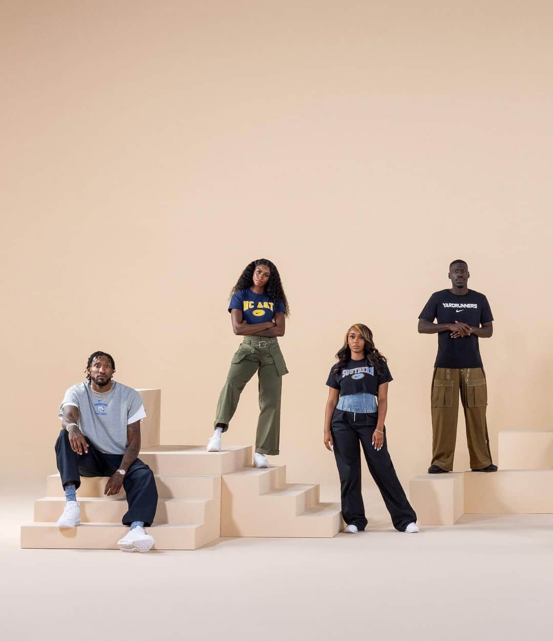 NIKEのインスタグラム：「They’reeee  Baaaack.   Introducing Yardrunner’s 4.0.  For the 4th year, we’re honored to present the Nike Yardrunner’s: electric changemakers from HBCU’s across the country — Howard University (@howard1867), Tennessee State University (@tennstateu), Prairie View A&M (@pvamu), Florida A&M (@famu_1887), Southern University (@southernu_br), Winston Salem State University (@wssu1892), North Carolina A&T (@ncatsuaggies), Hampton University (@_hamptonu) and Bowie State University (@bowiestateuniversity)  – boldly honoring their school’s rich legacies as agents of inspiration and change.   Learn their stories. Peep the exclusive Yardrunner’s inspired HBCU merch, and most importantly – get inspired. All exclusively available in the NIKE app.」
