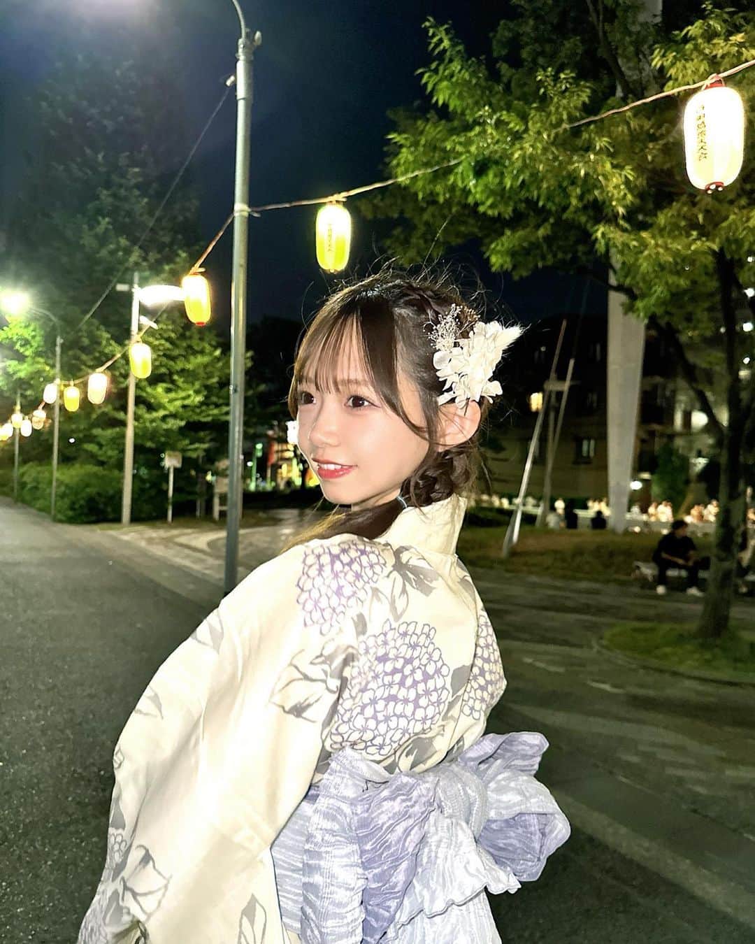畑美紗起のインスタグラム：「スワイプしたら目合うかもよ🫣💕  もうさむーいのに、夏の浴衣の投稿でごめんね🧚🏻‍♀️💦  風邪ひかないようにね☺︎  #浴衣 #浴衣ヘアアレンジ #浴衣ヘア #浴衣女子 #ヘアアレンジ #三つ編み #三つ編みアレンジ #ヘアアレンジ #アイドルヘア #畑美紗起 #おさげ #編み込み #ヘア #dailylook  #me #shooting #japan #japanesegirl #hair #hairstyles #instagood」