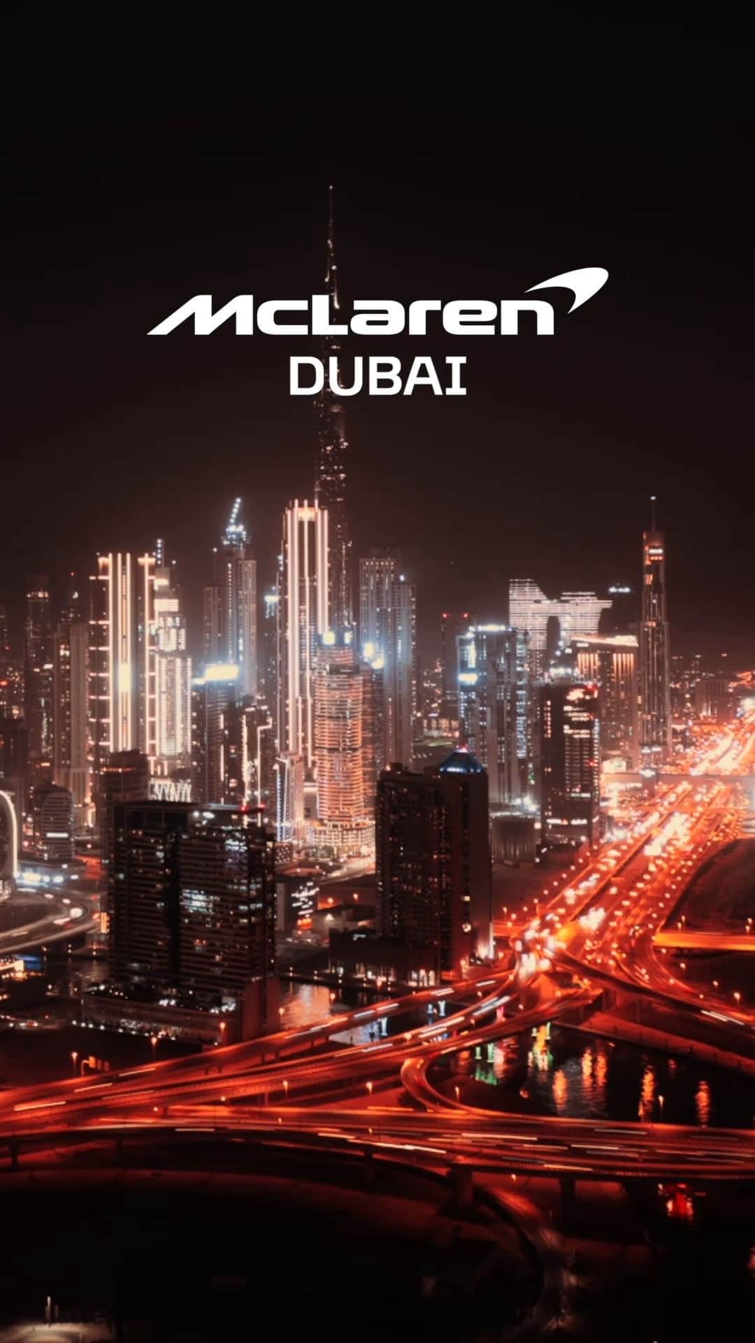 McLaren Automotiveのインスタグラム：「Our largest standalone showroom in the world is now open: @mclaren.dubai   The impressive 950sqm facility will provide McLaren enthusiasts in the Emirates with an unparalleled ownership experience, and a chance to be part of our story in the region. #McLarenDubai #McLaren #McLarenAuto」