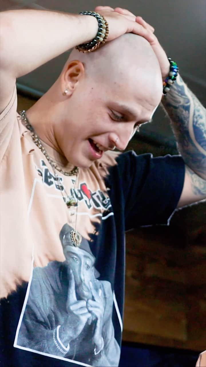 ニッキー・ベンツのインスタグラム：「Young Johnny 💯🐐🤣🤣🤣🤣🤣🤣」