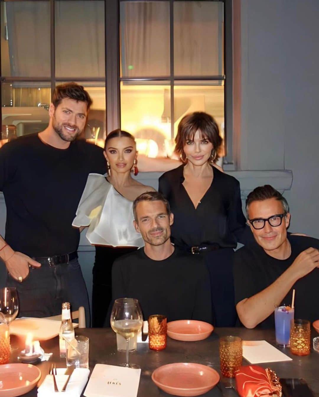 リサ・リナさんのインスタグラム写真 - (リサ・リナInstagram)「We’ll Always Have Paris 🇫🇷♥️ #pfw 2023 🪳」10月6日 0時46分 - lisarinna