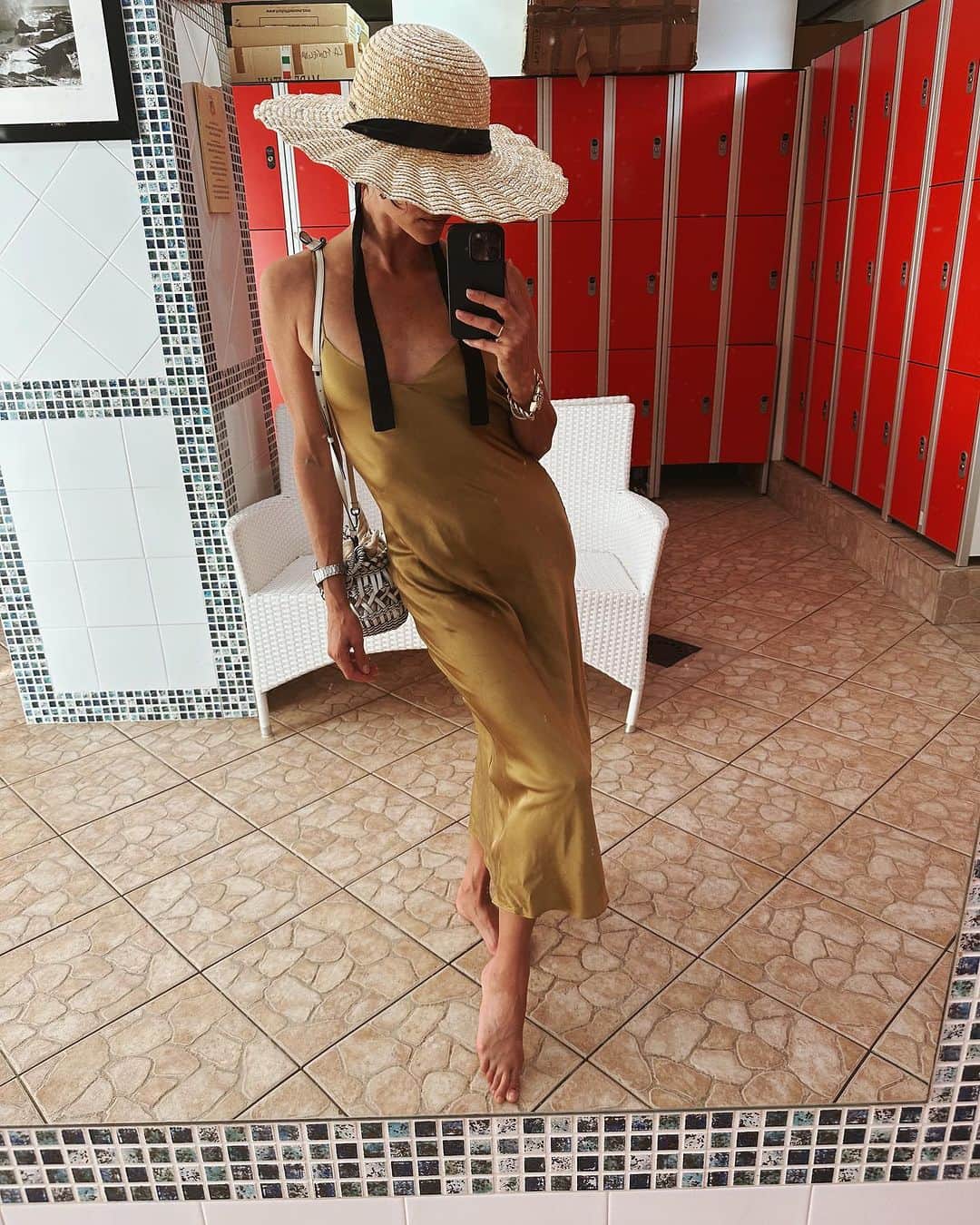ダニジョーのインスタグラム：「Slips into Italy 🇮🇹」