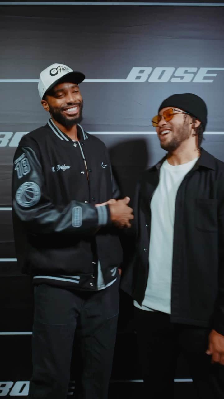 のインスタグラム：「Kicked off basketball season with a slam dunk. Last weekend we created an epic experience in NYC with @mikalbridges and @jalenbrunson1 featuring a musical performance from @masego. #SoundIsPower」