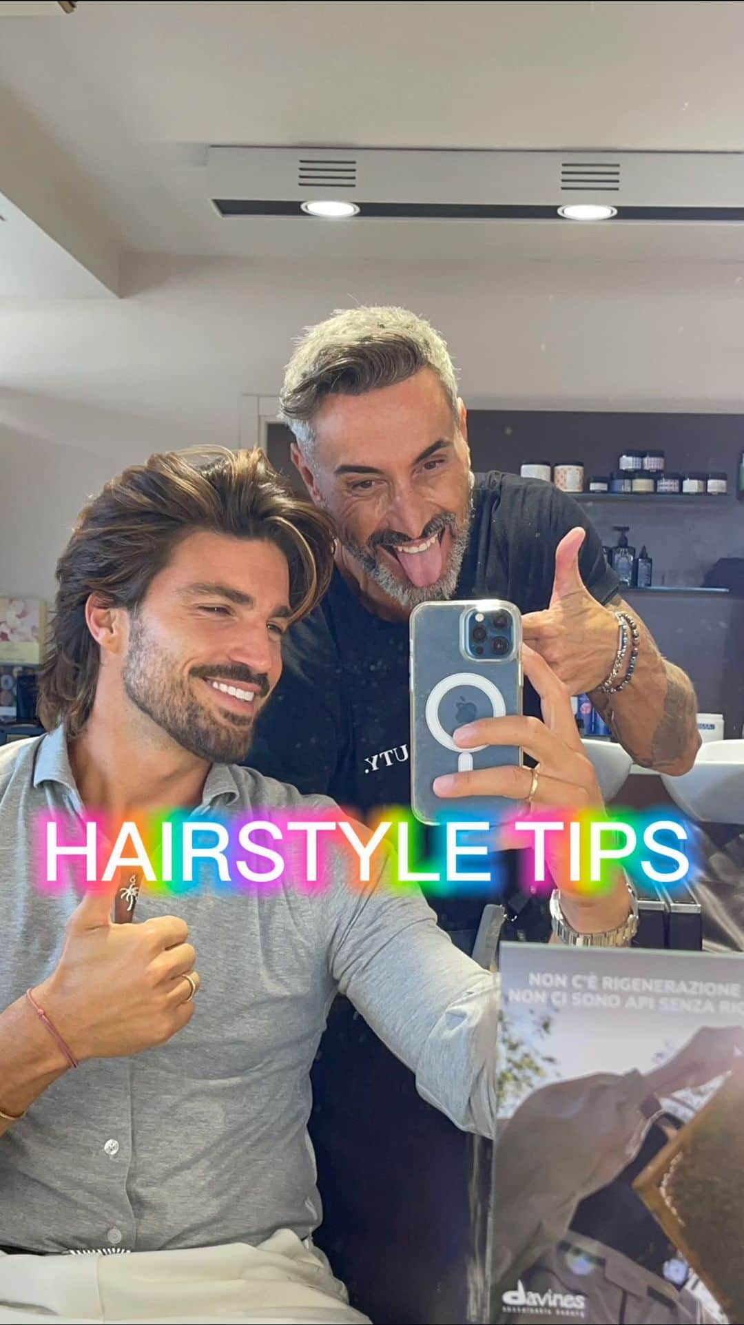 Mariano Di Vaioのインスタグラム：「💈 After all this years making YouTube videos,  shootings, video commercials, coloring and cutting and styling any kind of hairstyle I can easily say I noticed couple of things that really made a big difference on my hair health, and consequentially on its brightness and scalp smoothness too.  I’ll make a list not for importance:  1 - Shampoo your hair just 2/3 times a week.  I’m my opinion the least you’re able to wash your hair with shampoo the better it is.  You’d say: “if I put clay and wax everyday that’s impossible” well If use the right healty products for styling like the @hair_bello ones I use that’s possible.    2 - let them breathe • I’ll say the obvious for someone here, but me that I’m forced to put a lot of products when I shoot movies or photos or magazines, often times with hairstylist that fo everything they have to make your hair look a certain way without really caring at the damages, I try to stay for a few days without products, with a clean scalp and maybe put a little bit of oil to give them strength.  3 - wear hats more. Well I always thought hats are not good for your hair, they don’t let them breathe your scalp suffers and so on.. that’s not really true, it’s a fashion item that suits many styles and if you don’t wear it EVERYDAY is definitely a big help to improve your hair health by keeping them clean.  4 - salty water. We’ll have you noticed how good the scalp and hair is when you’re on the beach, well salty waters does the magic, so next time you go to the beach and head home don’t rush in the shower, maybe wash the hair but with just water and leave some salt for a day on your scalp and hair you’ll see how good it gets.  More tips coming soon  Share it with a friend that cares 😎✌🏽  Peace & love  MDV」
