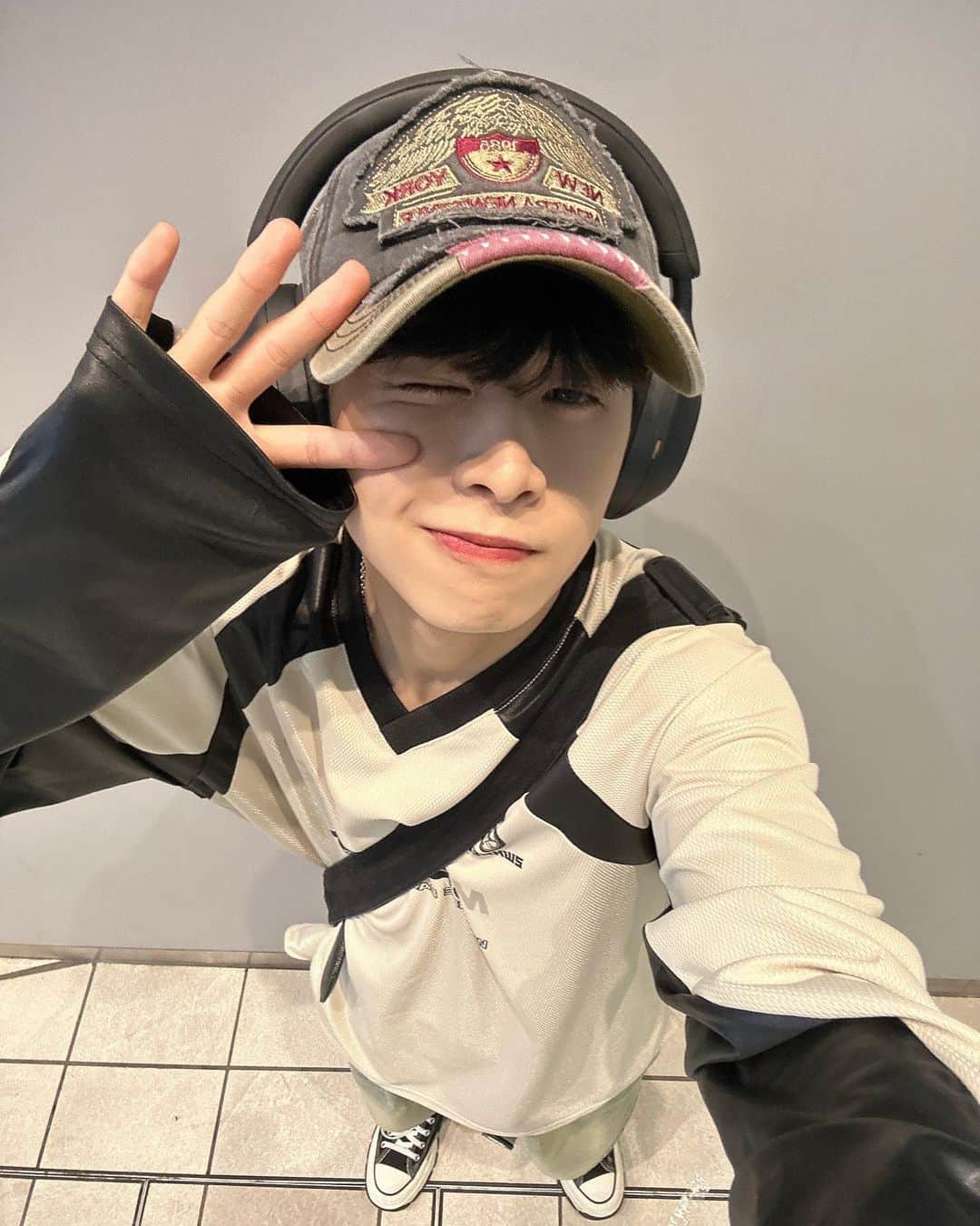 堀内結流さんのインスタグラム写真 - (堀内結流Instagram)「_ 🎧🖤」10月6日 2時00分 - yuiru_supafuru