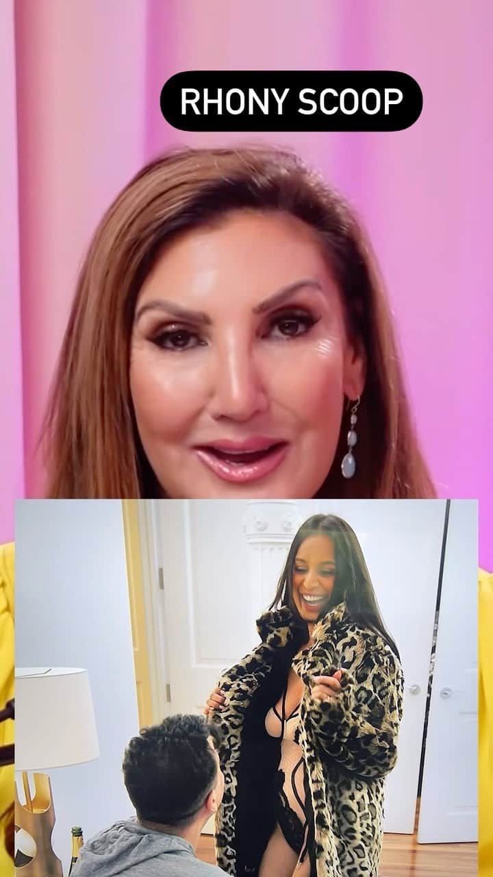 ヘザー・マクドナルドのインスタグラム：「Is Sai, the meanest or the smartest on #Rhony? #bravotv #andycohen #wwhl #realitytv #marriage #divorce #affairs #cheating #juicyscoop #heathermcdonald #comedy #vietnam #travel #childhood #storytime」